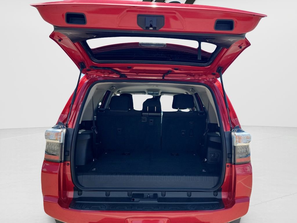 Certified 2022 Toyota 4Runner SR5 image 9
