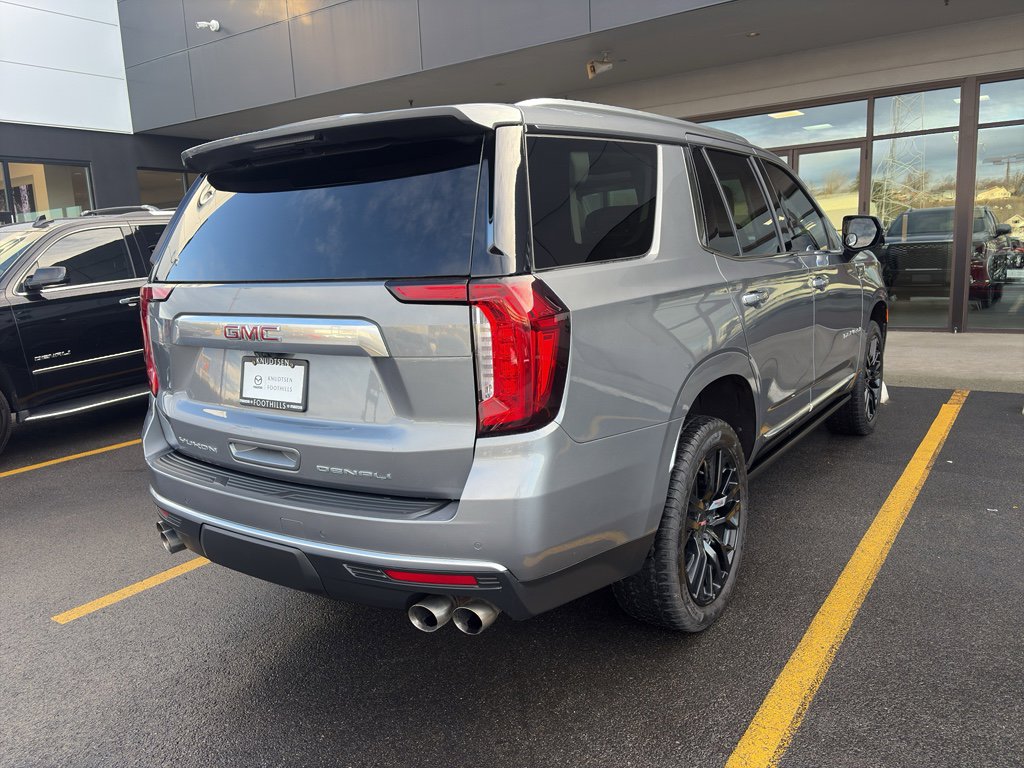 Used 2022 GMC Yukon Denali w/ Denali Premium Package image 7