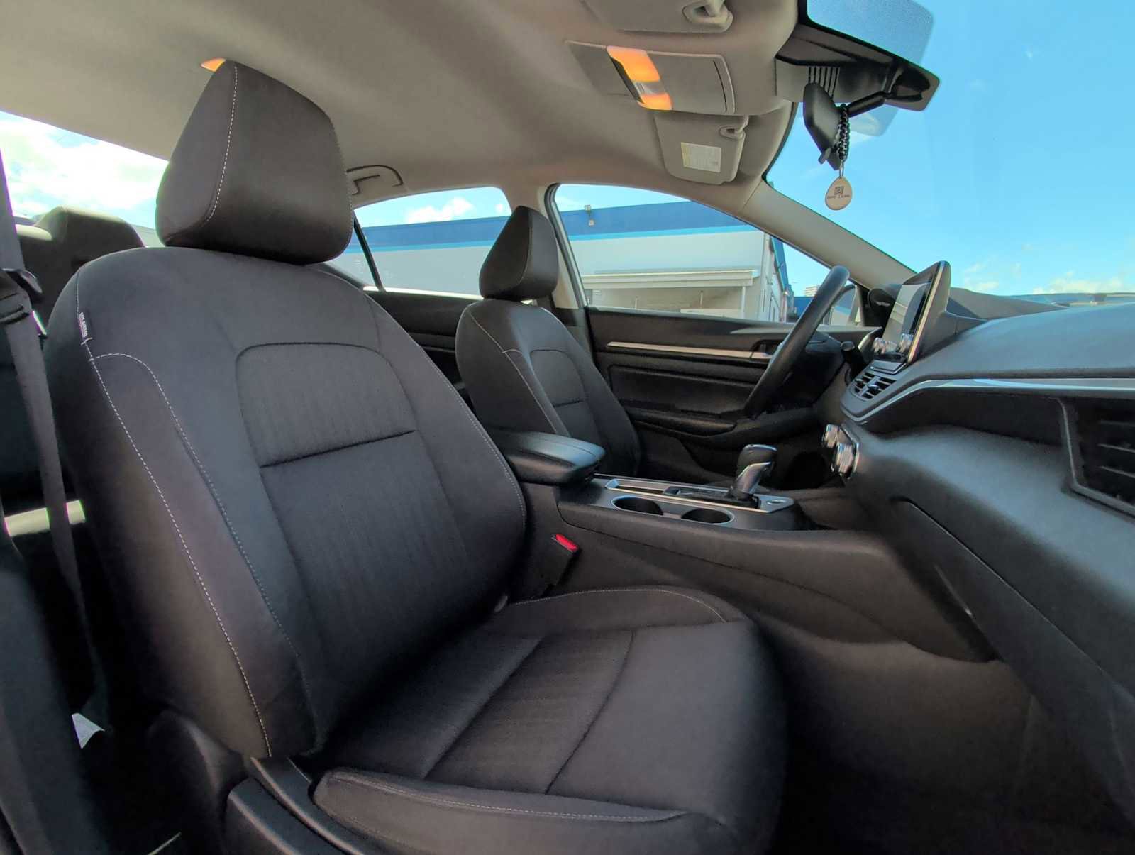 Used 2022 Nissan Altima 2.5 SV image 25