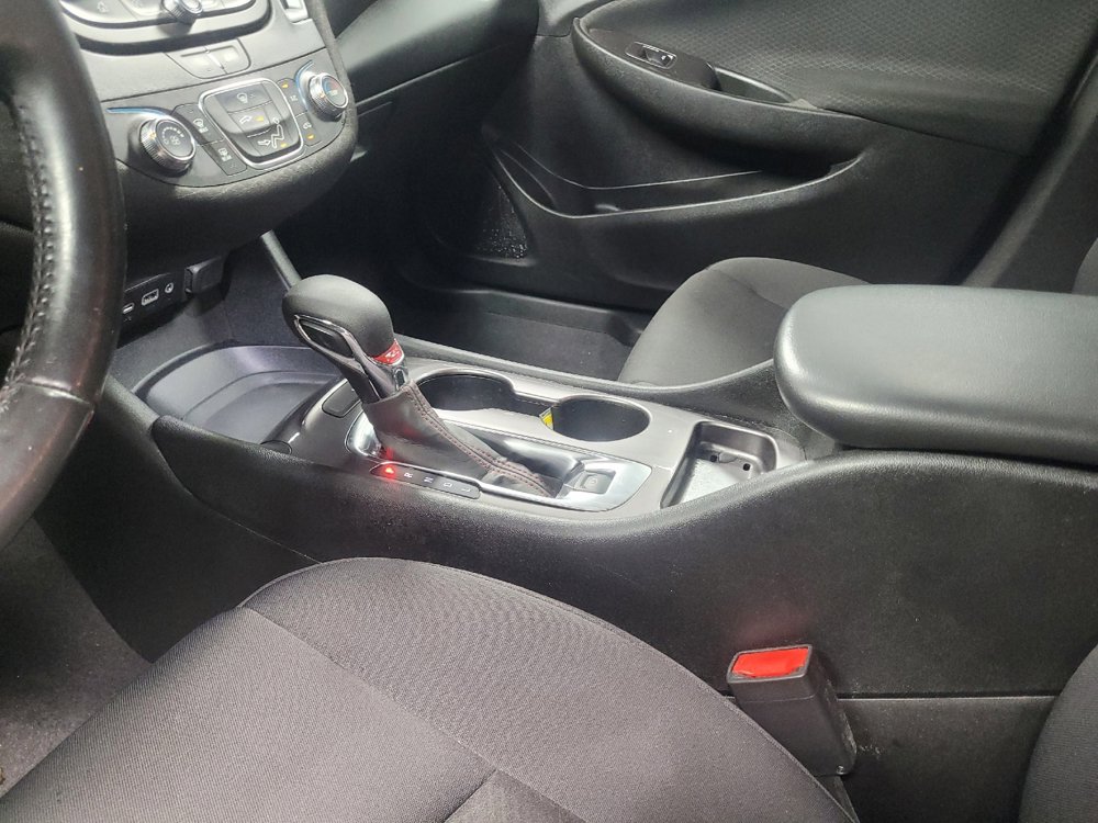 Used 2022 Chevrolet Malibu RS image 26