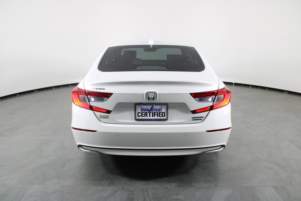 Used 2019 Honda Accord Touring image 10