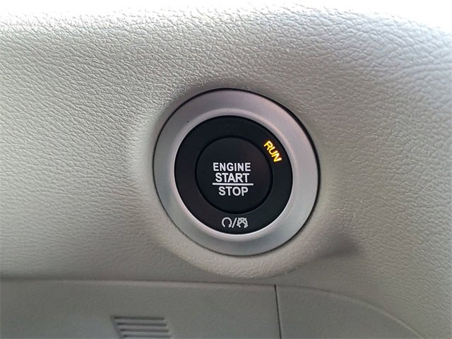 Used 2020 Chrysler Pacifica Touring-L Plus w/ Advanced Safetytec Group image 17