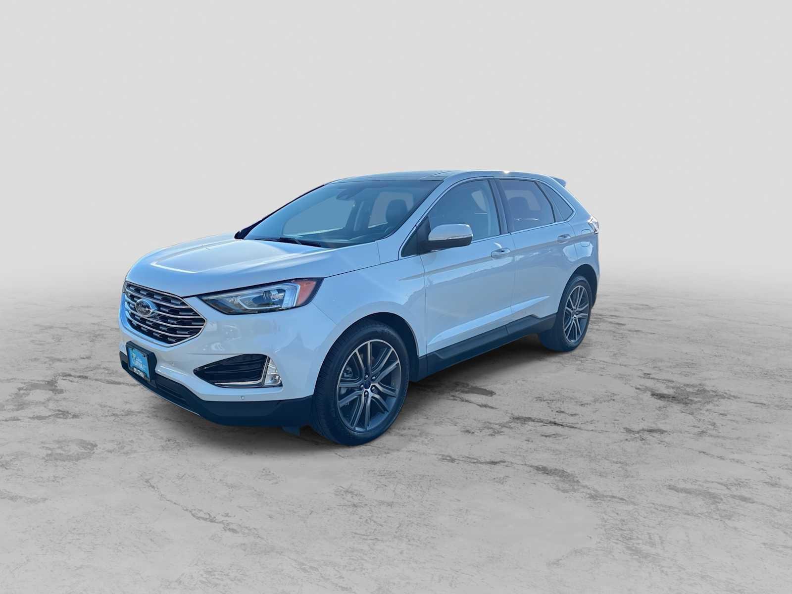 Used 2020 Ford Edge Titanium w/ Class II Trailer Tow Package AWD/4WD image 4