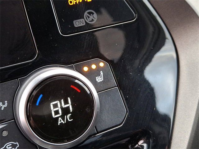 Used 2023 Toyota Highlander XLE image 25