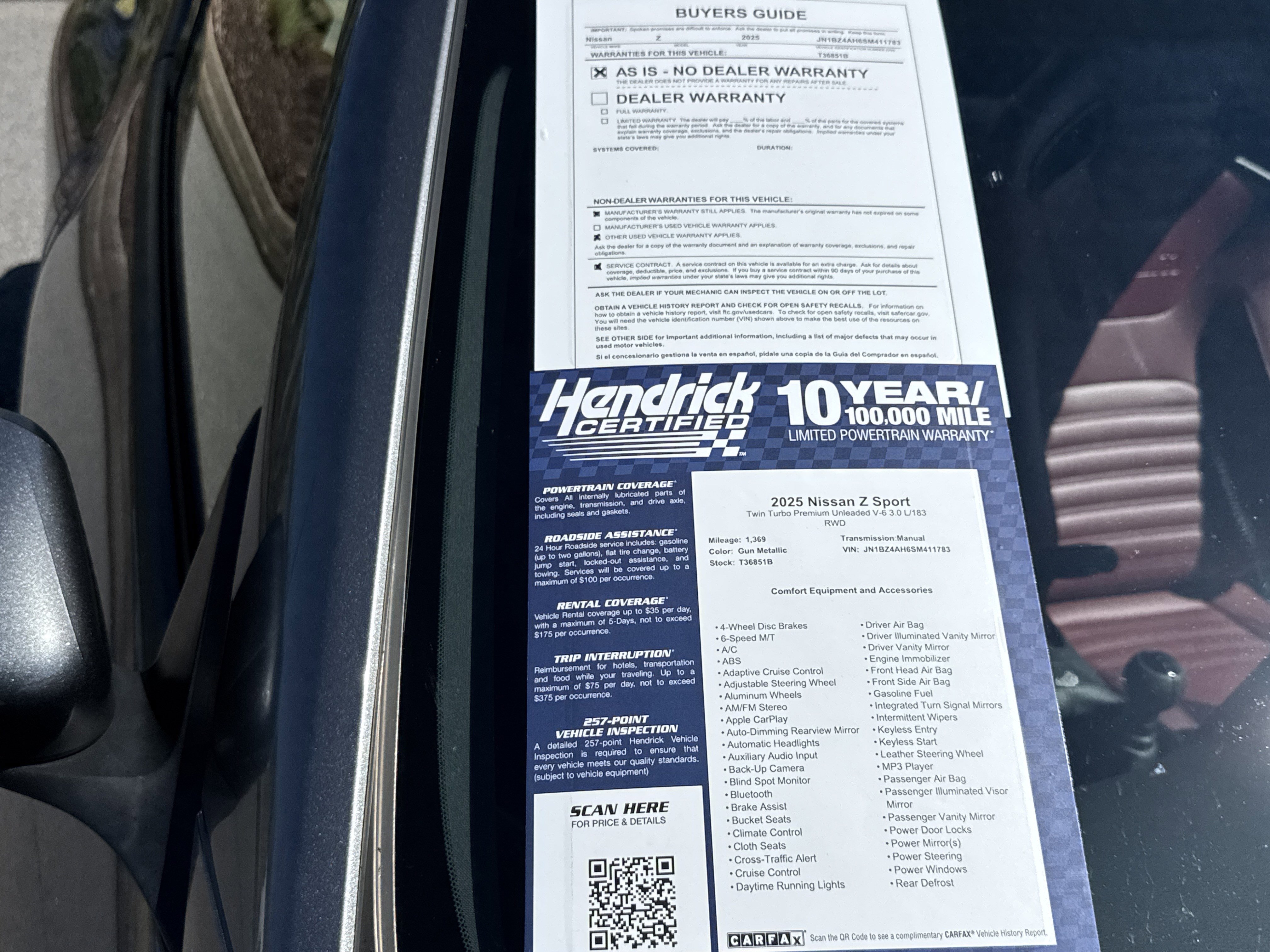 Used 2025 Nissan Z Sport w/ Floor Mat Package image 31