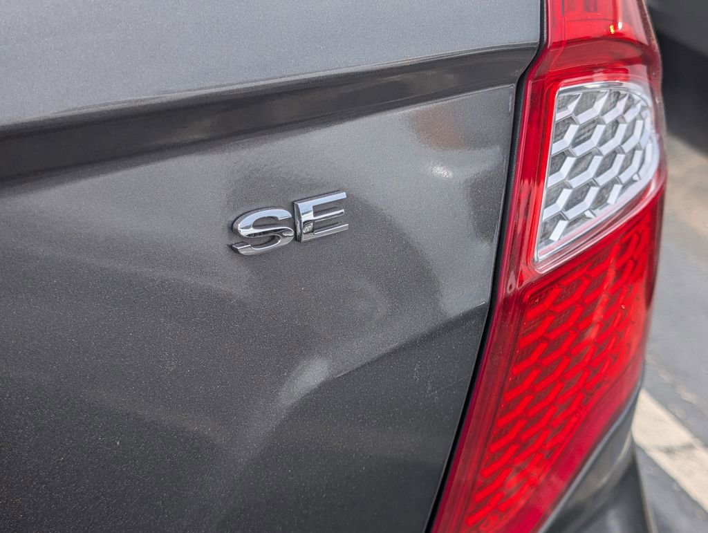 Used 2012 Ford Fusion SE image 9