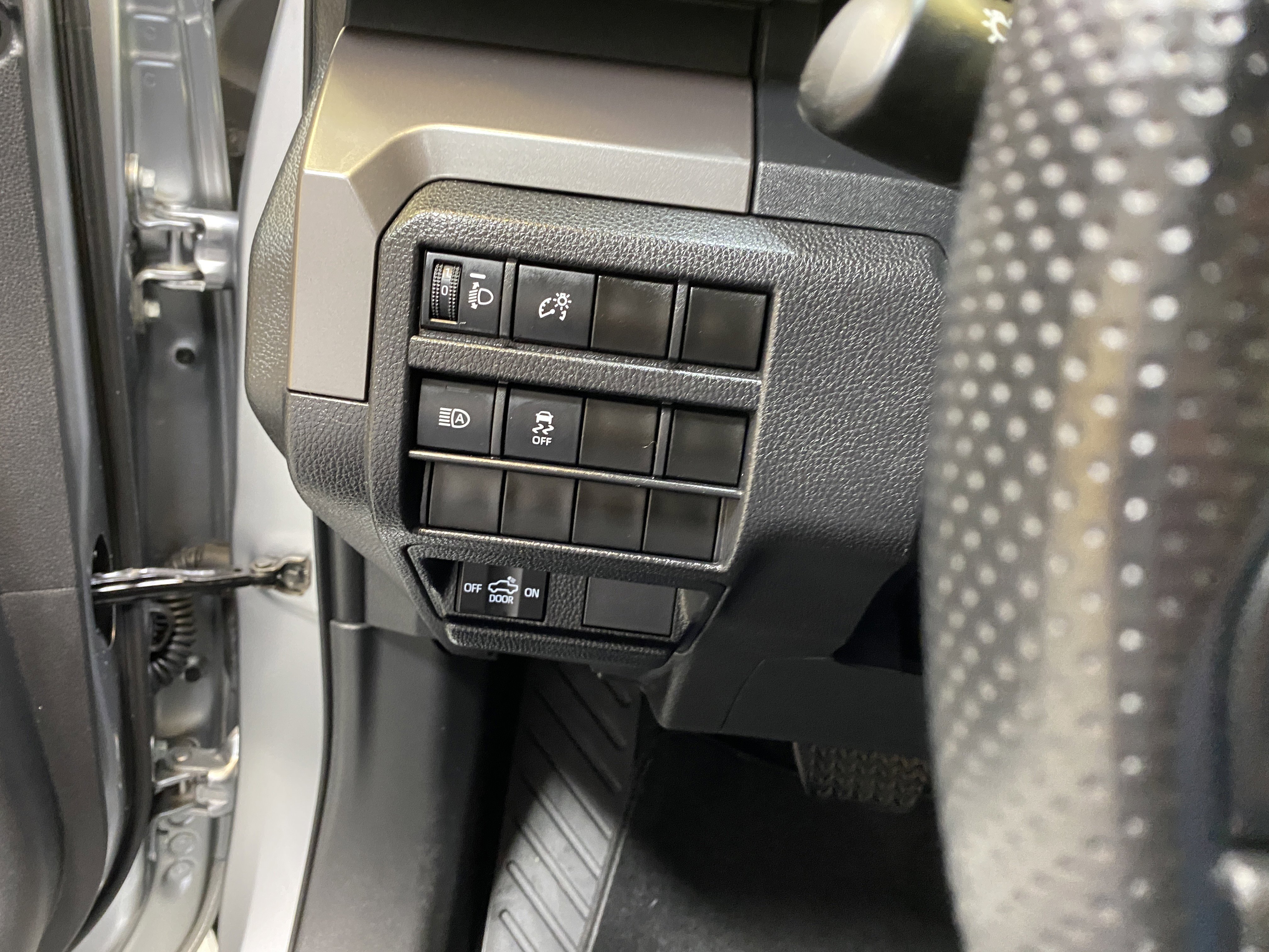 Used 2024 Toyota Tacoma SR5 image 35