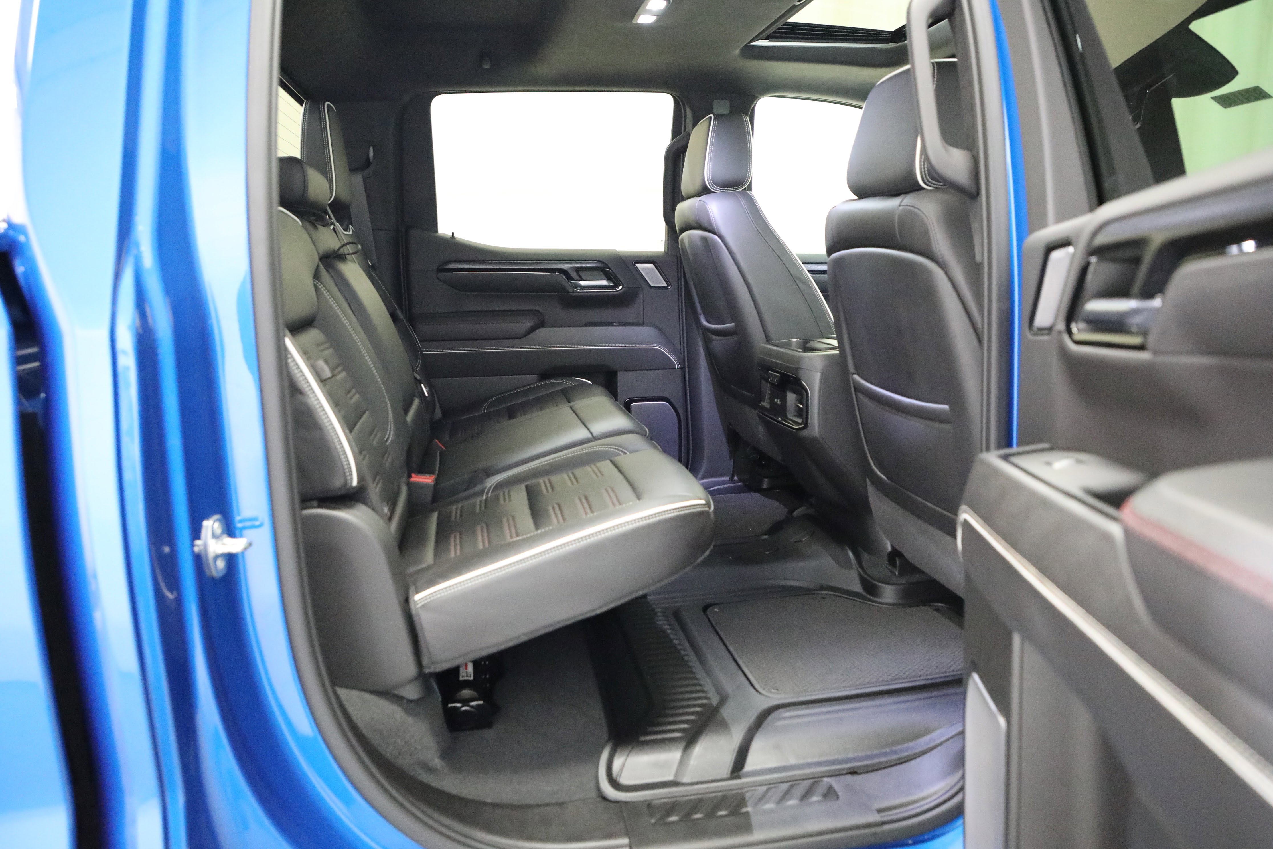 Used 2022 GMC Sierra 1500 AT4X image 15