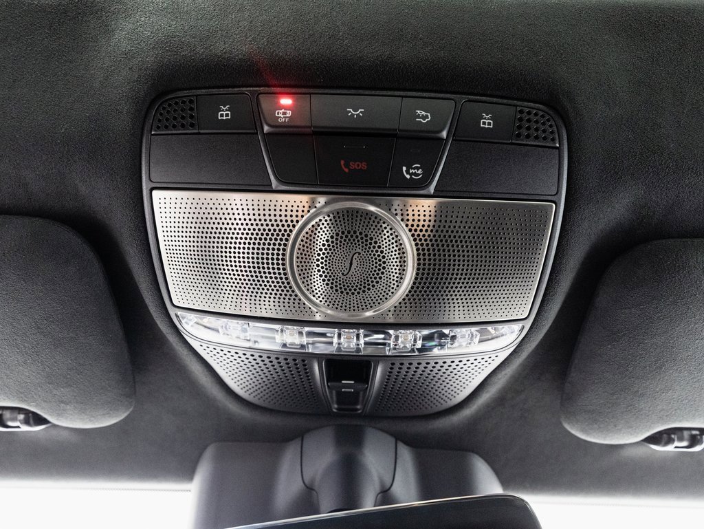 Used 2025 Mercedes-Benz G 550 image 26