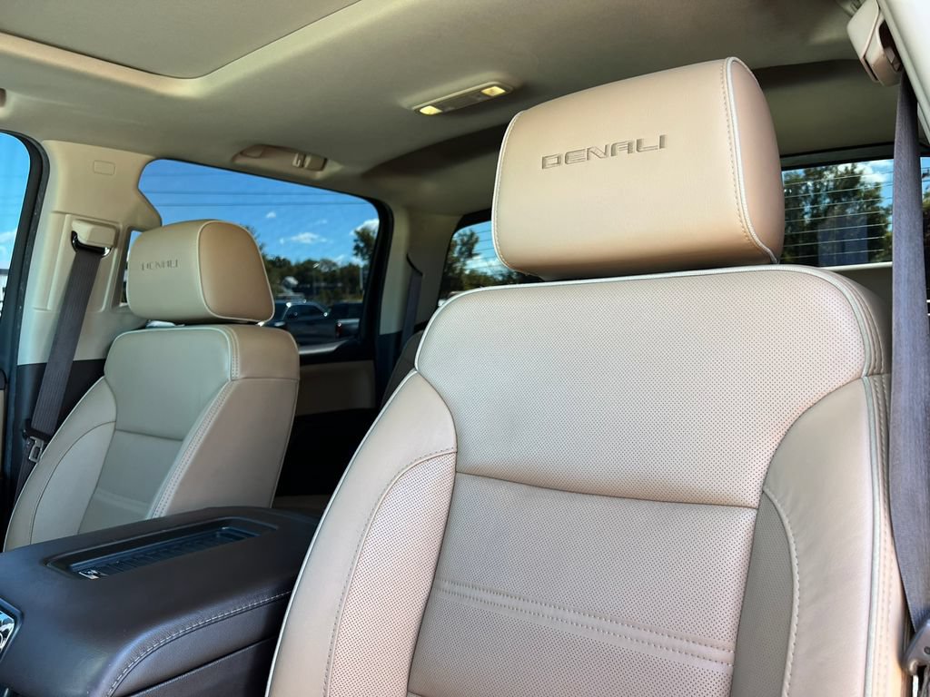 Used 2019 GMC Sierra 2500 Denali w/ Duramax Plus Package AWD/4WD image 20