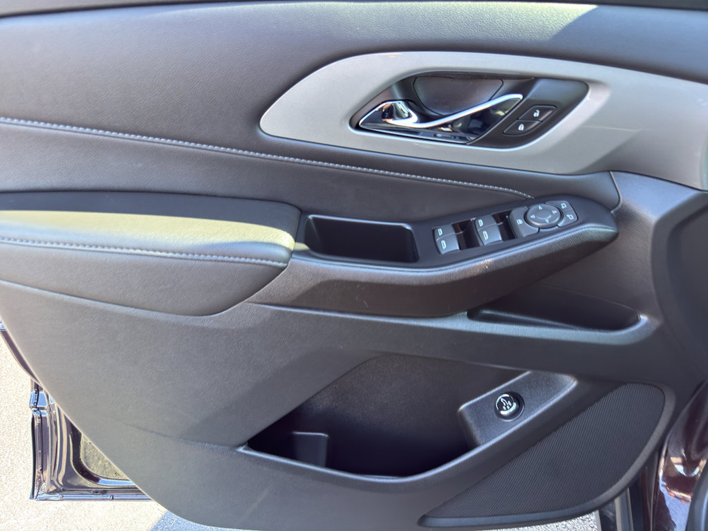 Used 2023 Chevrolet Traverse LT w/ LPO, Floor Liner Package image 14