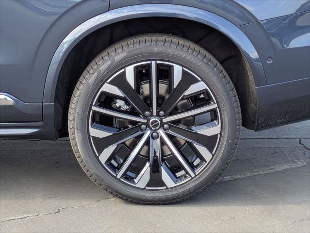 New 2026 Volvo XC90 B6 Plus w/ Protection Package Premier AWD/4WD image 6