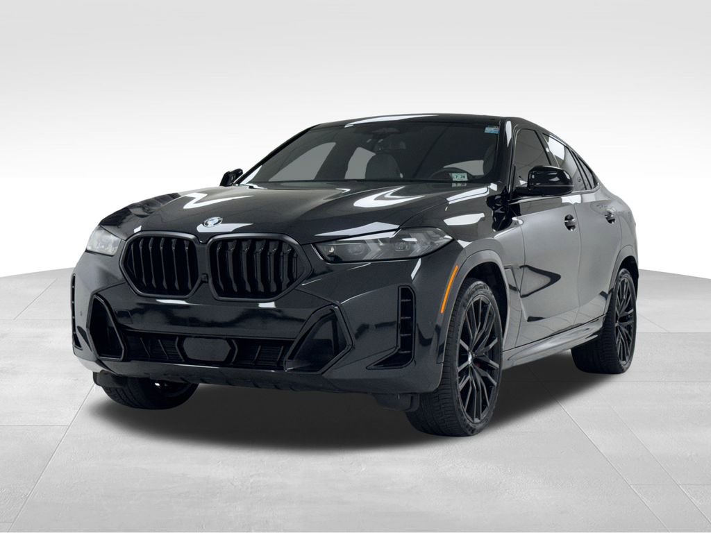 Used 2024 BMW X6 xDrive40i w/ Premium Package image 3