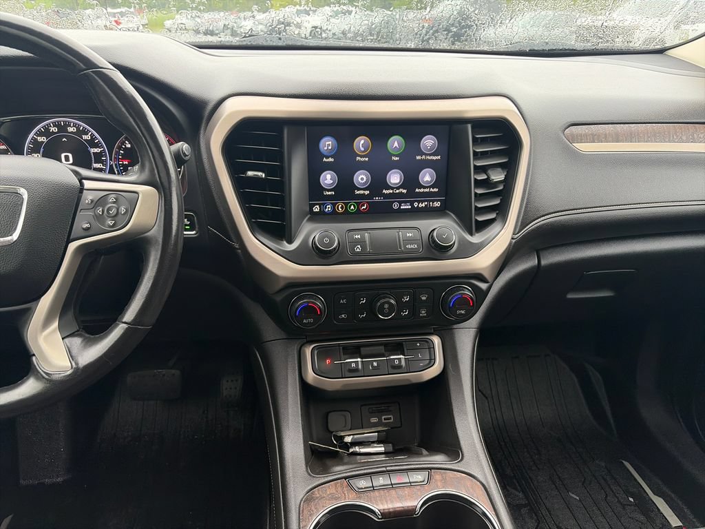 Certified 2020 GMC Acadia Denali w/ Denali Ultimate Package AWD/4WD image 17