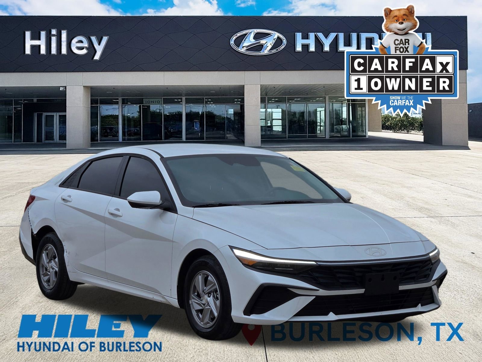 Certified 2025 Hyundai Elantra SE FWD image 1