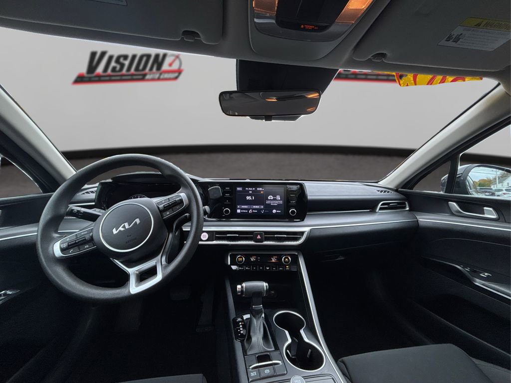 Used 2022 Kia K5 LXS image 25