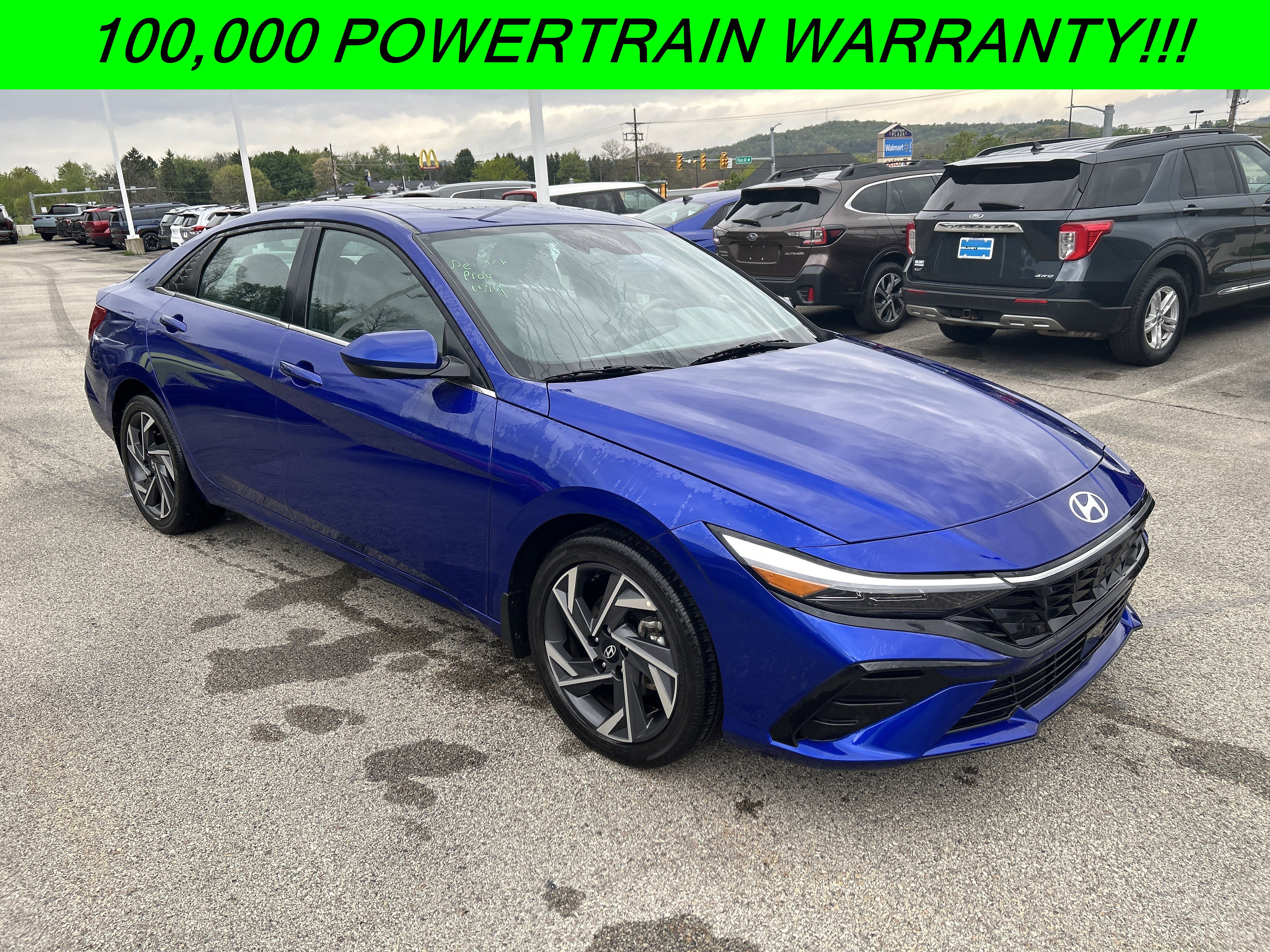 Used 2025 Hyundai Elantra SEL FWD image 1