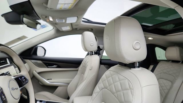 Used 2021 Jaguar F-PACE S image 32