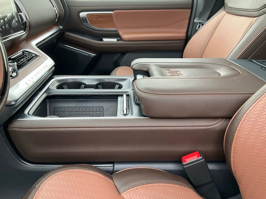 New 2025 Ford Expedition Max King Ranch image 15