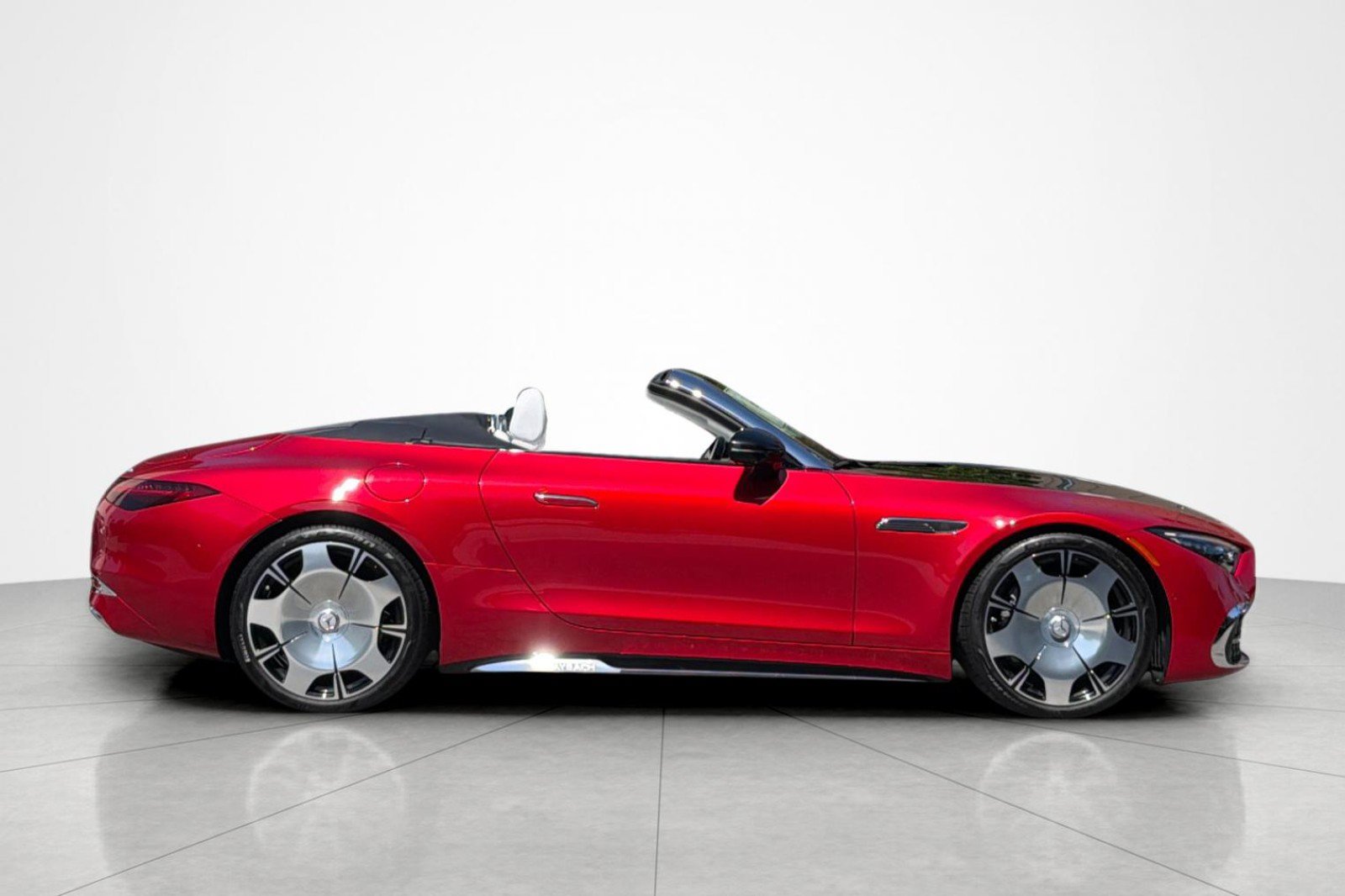 New 2026 Mercedes-Benz Maybach SL 680 image 6