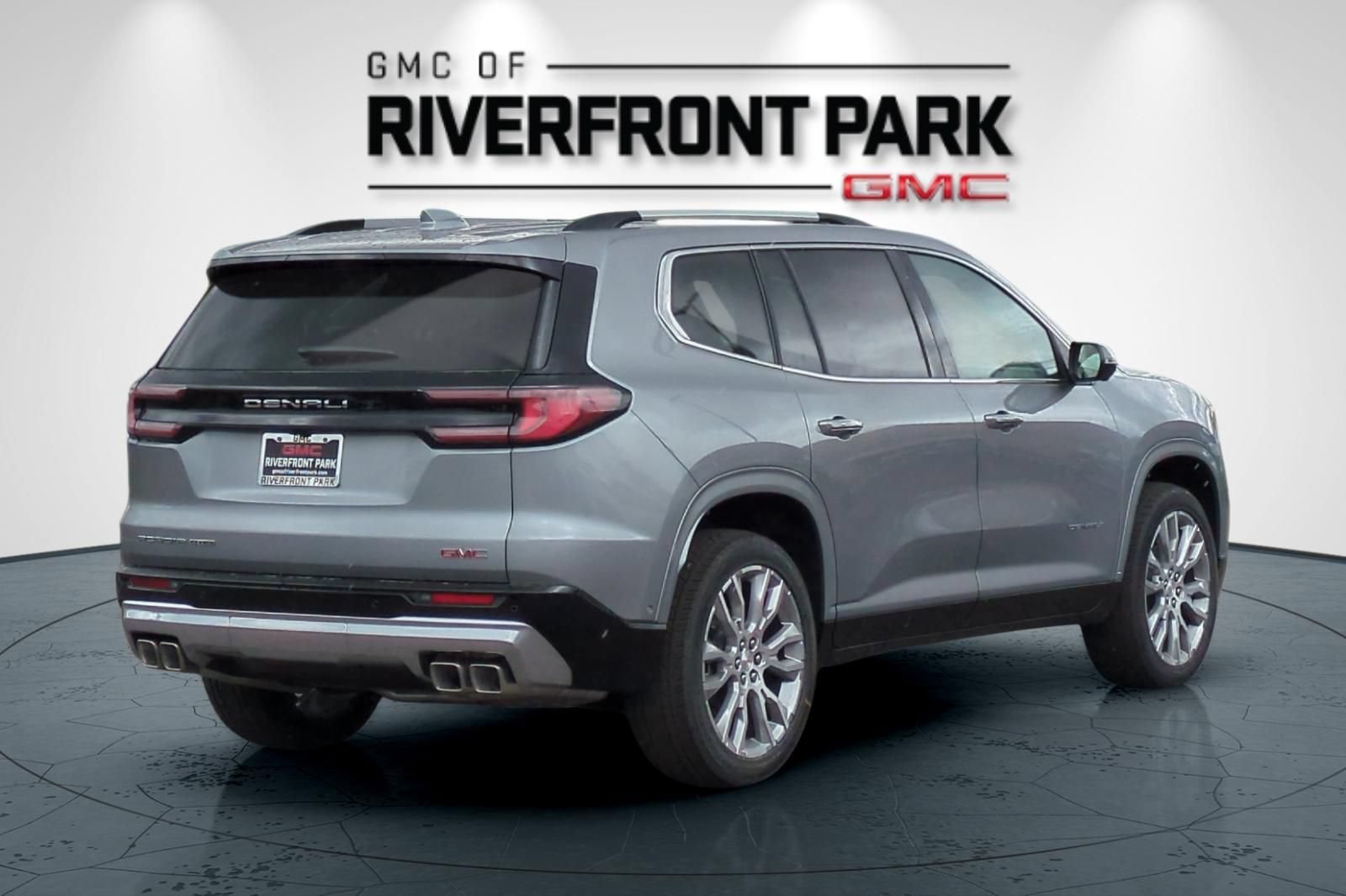 New 2026 GMC Acadia Denali w/ Super Cruise Package AWD/4WD image 3