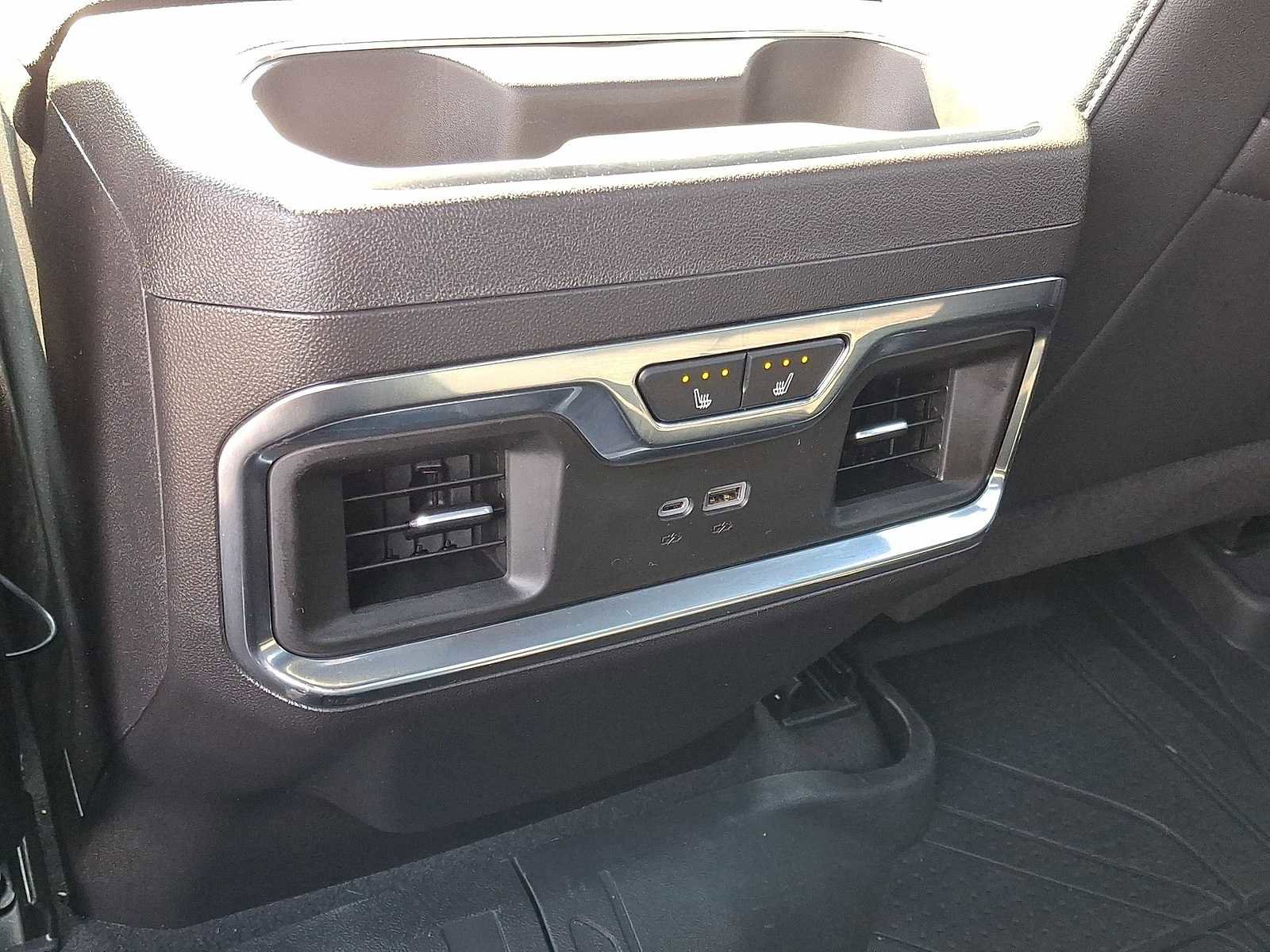 Used 2025 Chevrolet Silverado 1500 High Country image 28