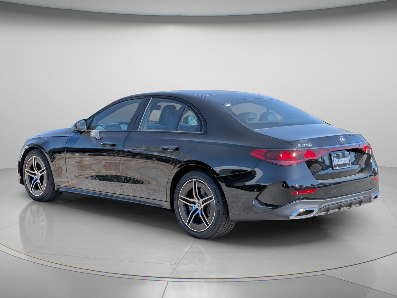 New 2027 Mercedes-Benz E 350 Sedan image 2
