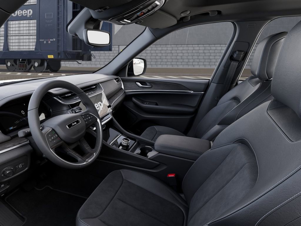 New 2026 Jeep Grand Cherokee Altitude image 17