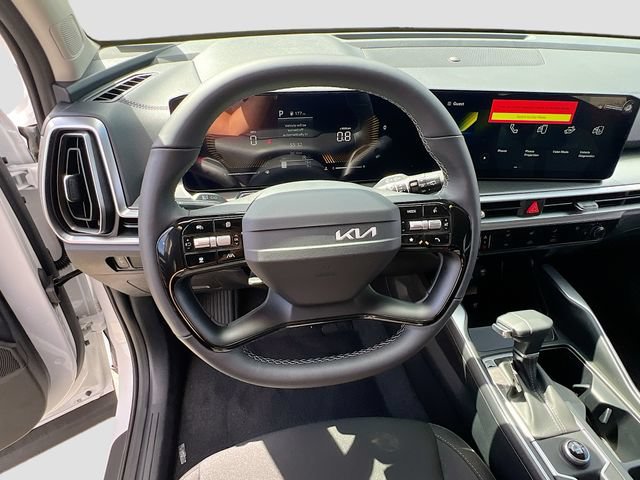 New 2026 Kia Sorento LX FWD image 11