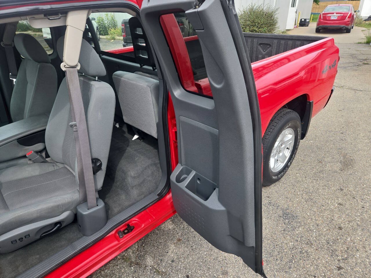 Used 2005 Dodge Dakota SLT AWD/4WD image 24