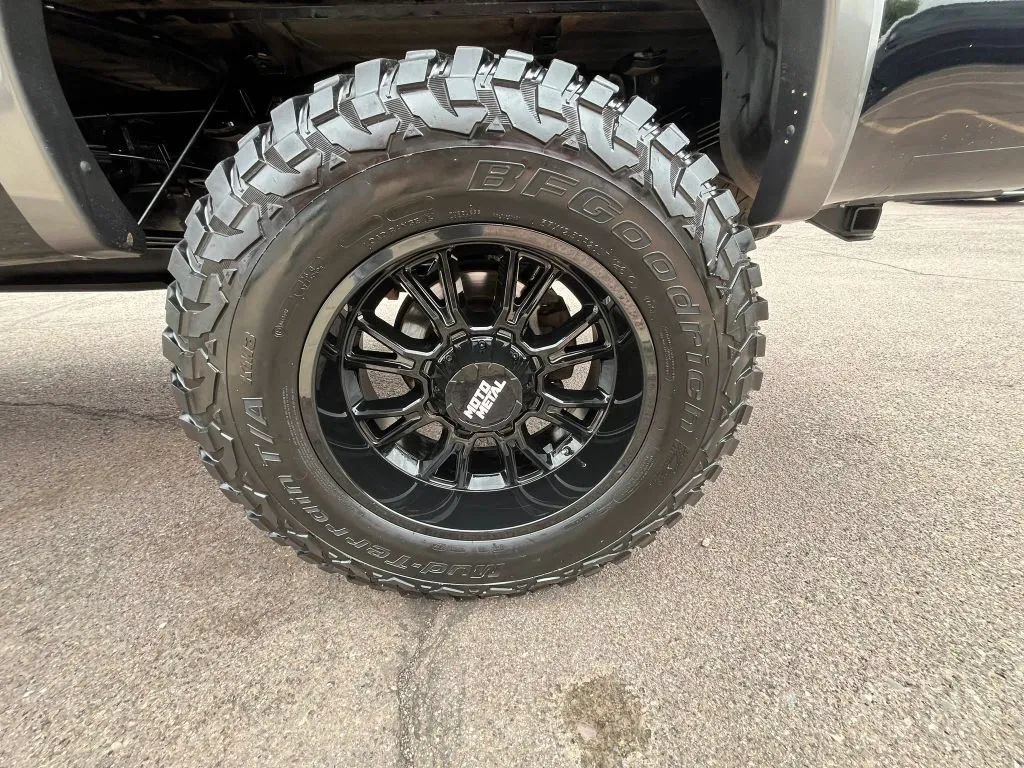 Used 2006 Ford F250 XL AWD/4WD image 16