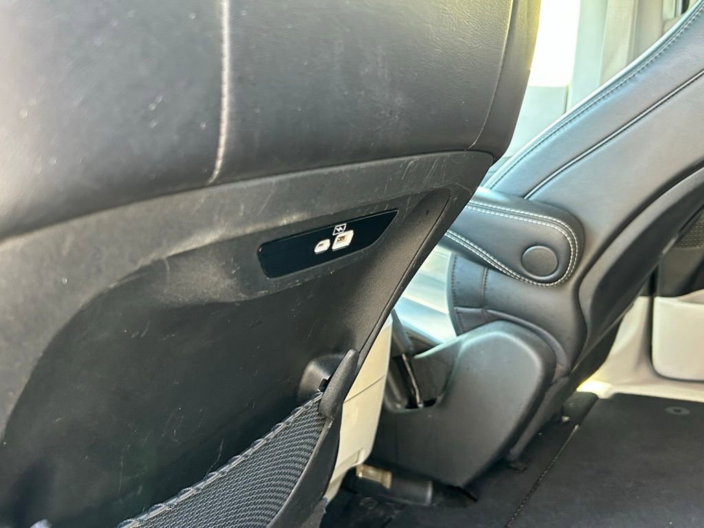 Used 2023 Chrysler Pacifica Touring-L image 44