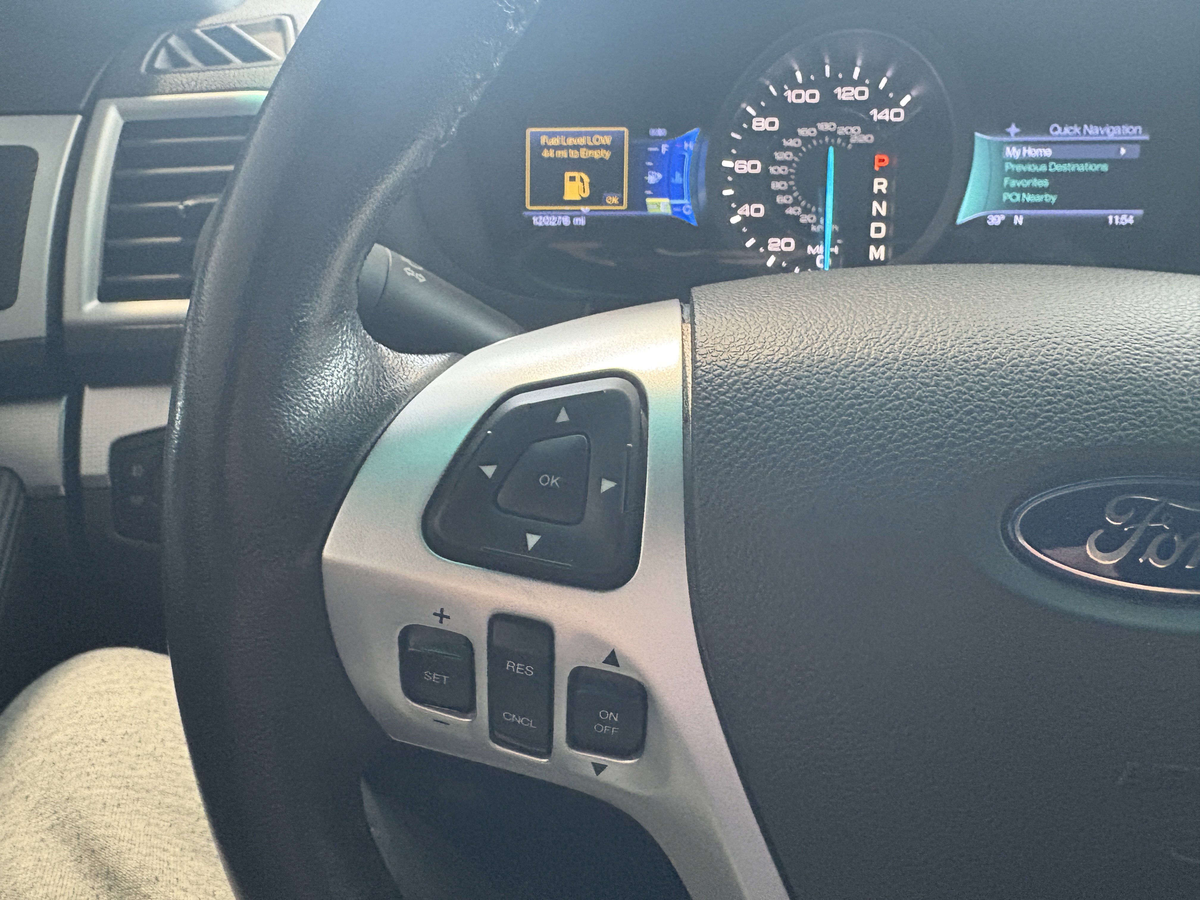 Used 2013 Ford Explorer XLT image 9