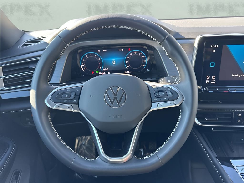 Used 2025 Volkswagen Atlas Cross Sport SE image 13