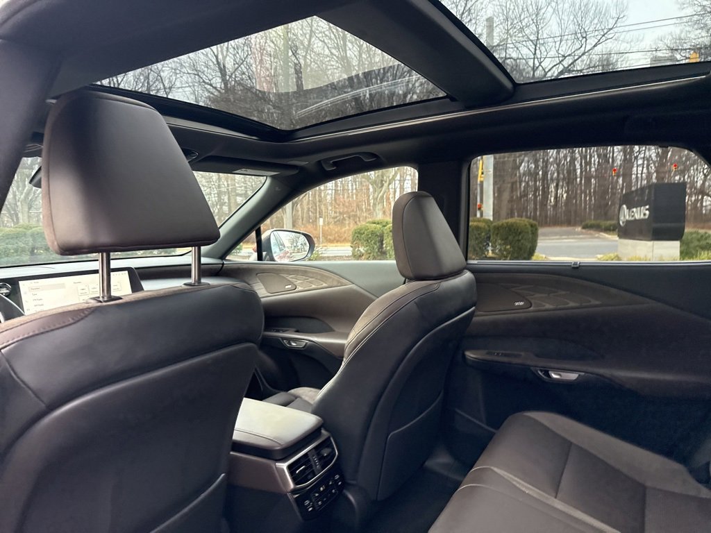 Certified 2024 Lexus RX 350 AWD image 11
