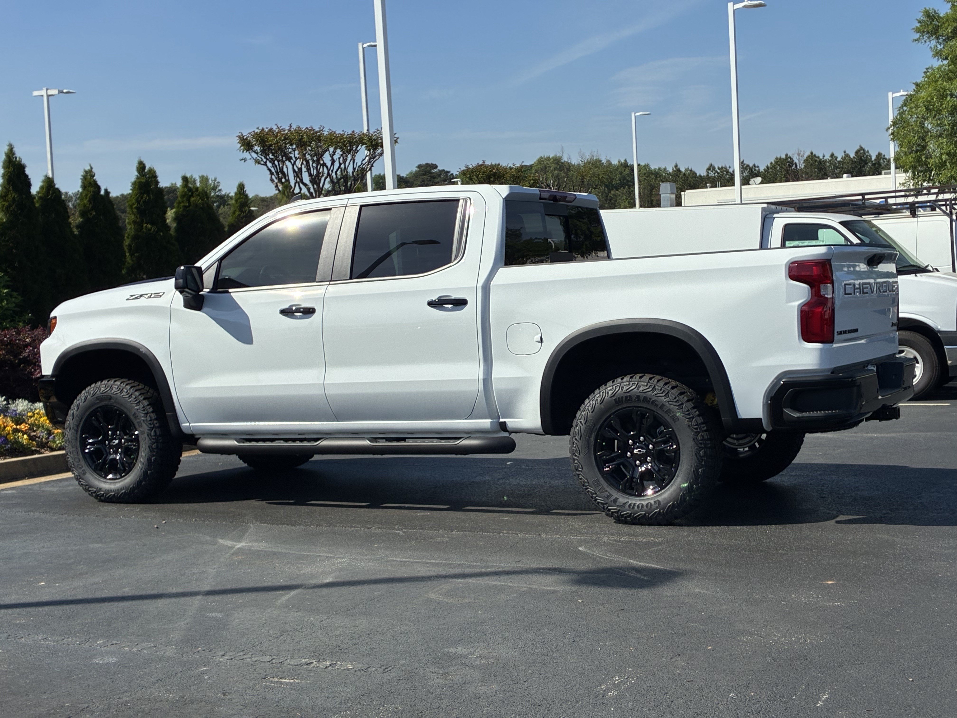 Used 2026 Chevrolet Silverado 1500 ZR2 w/ Dark Appearance Package AWD/4WD image 9
