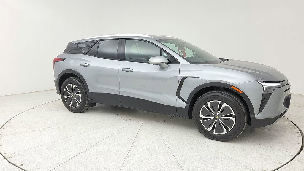 New 2025 Chevrolet Blazer EV LT image 8