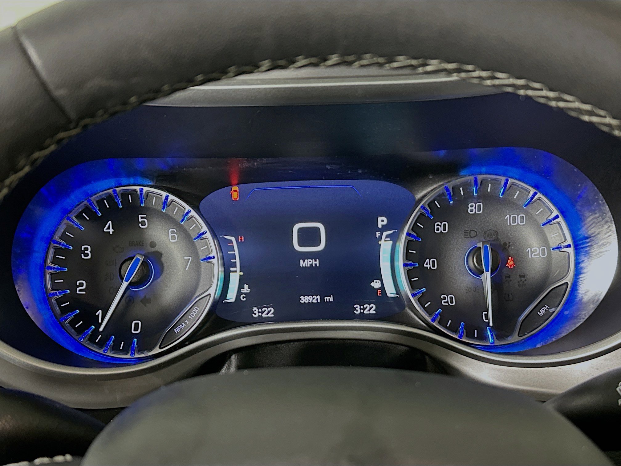 Used 2025 Chrysler Pacifica Select image 19