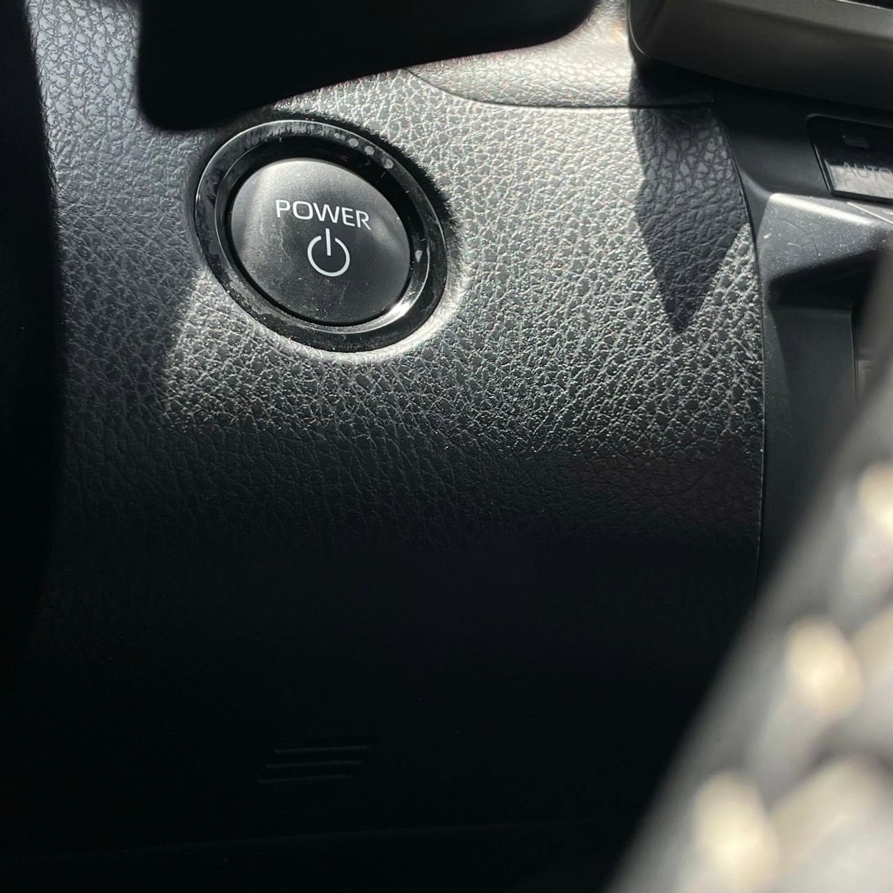 Used 2025 Toyota Camry SE FWD image 17