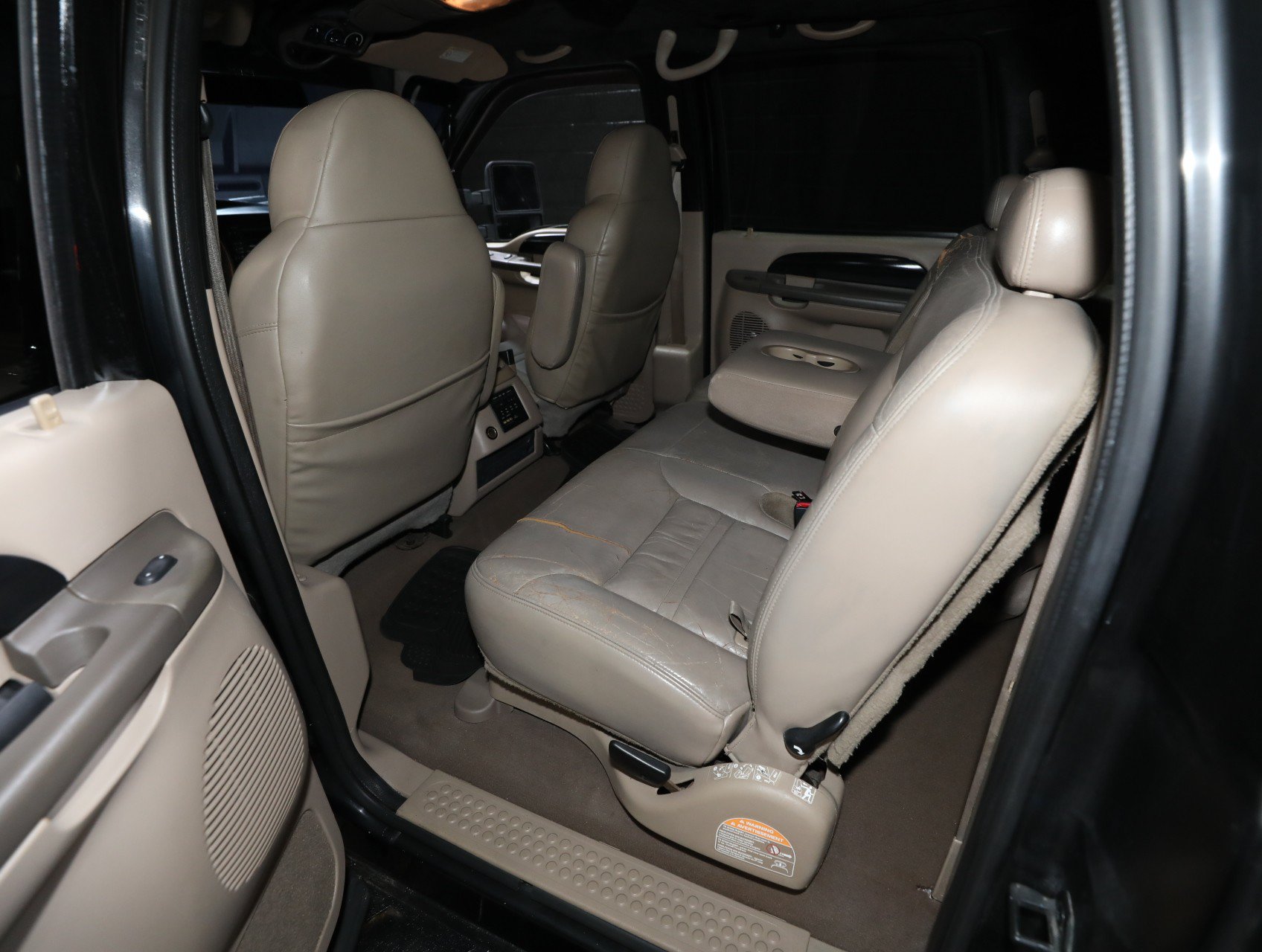 Used 2001 Ford Excursion Limited RWD image 4