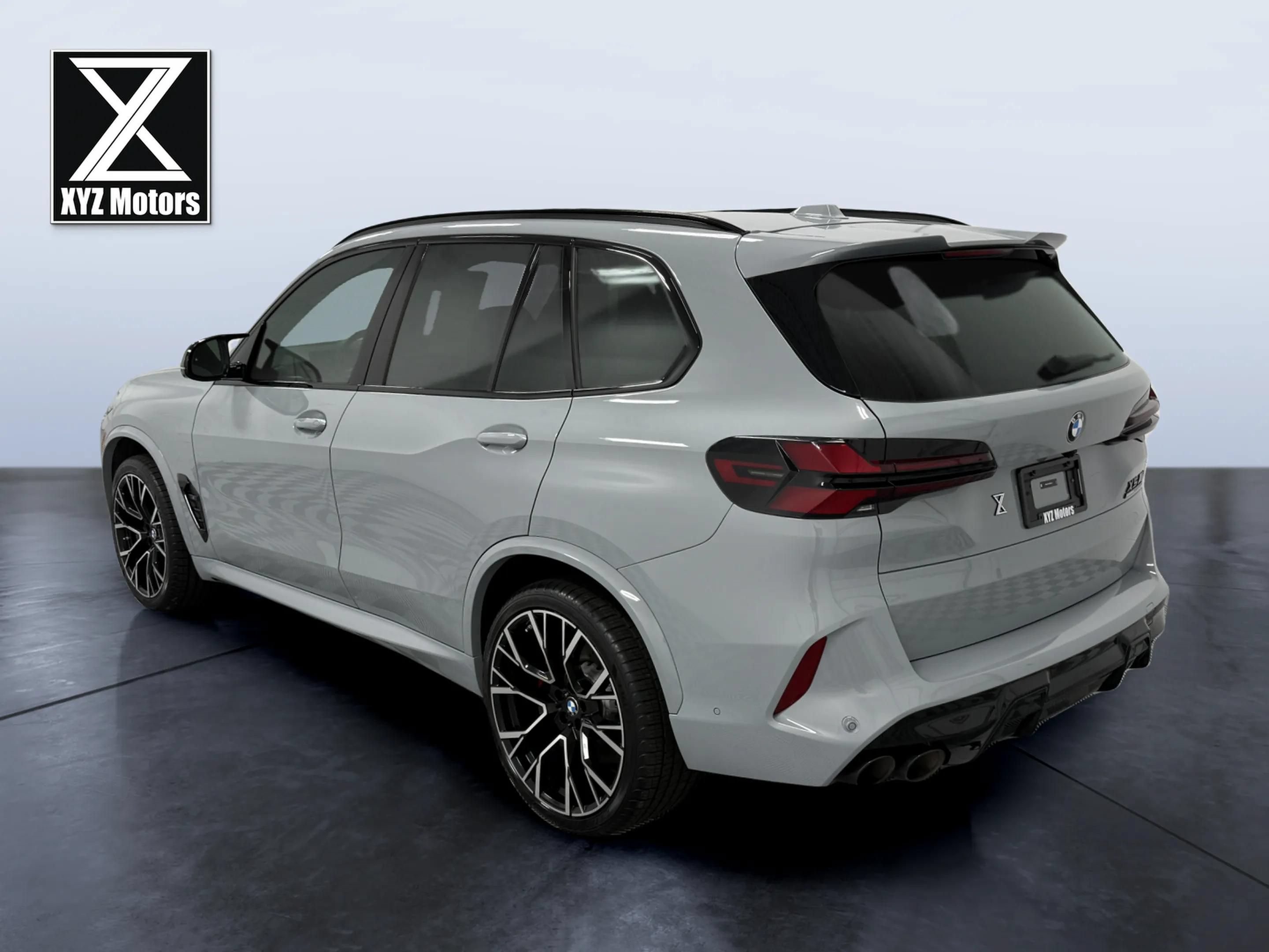 Used 2025 BMW X5 M Competition AWD/4WD image 4