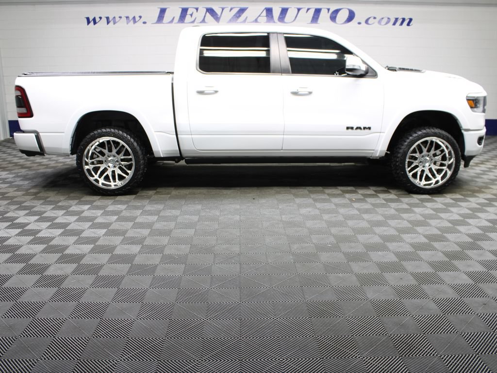 Used 2020 RAM 1500 Laramie AWD/4WD image 2