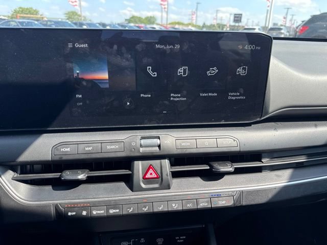 Used 2025 Kia K4 FWD image 23
