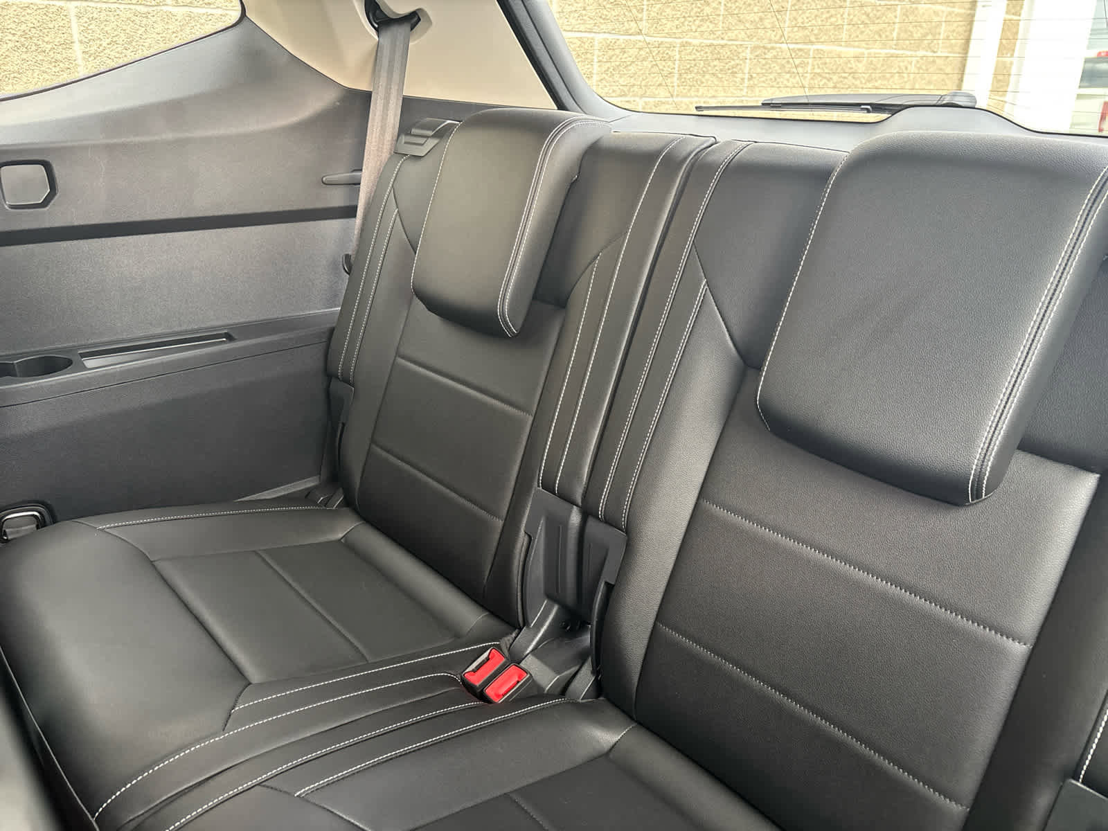 Used 2023 Volkswagen Atlas SE image 28