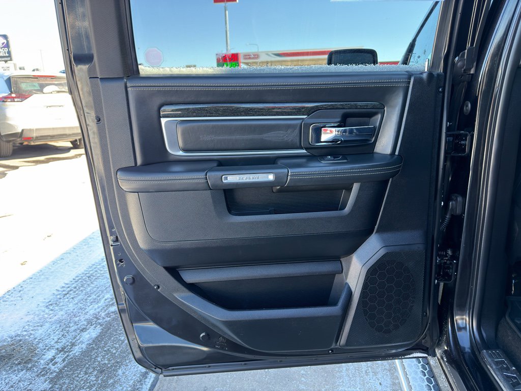 Used 2017 RAM 1500 Limited image 14