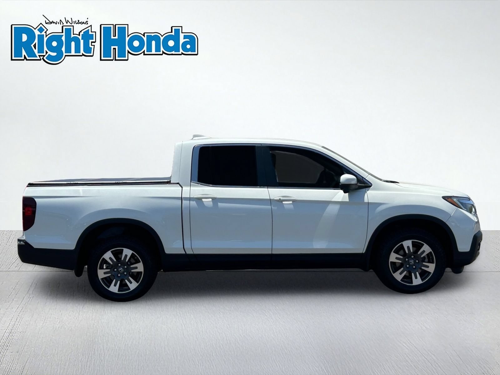 Used 2017 Honda Ridgeline RTL-T image 7