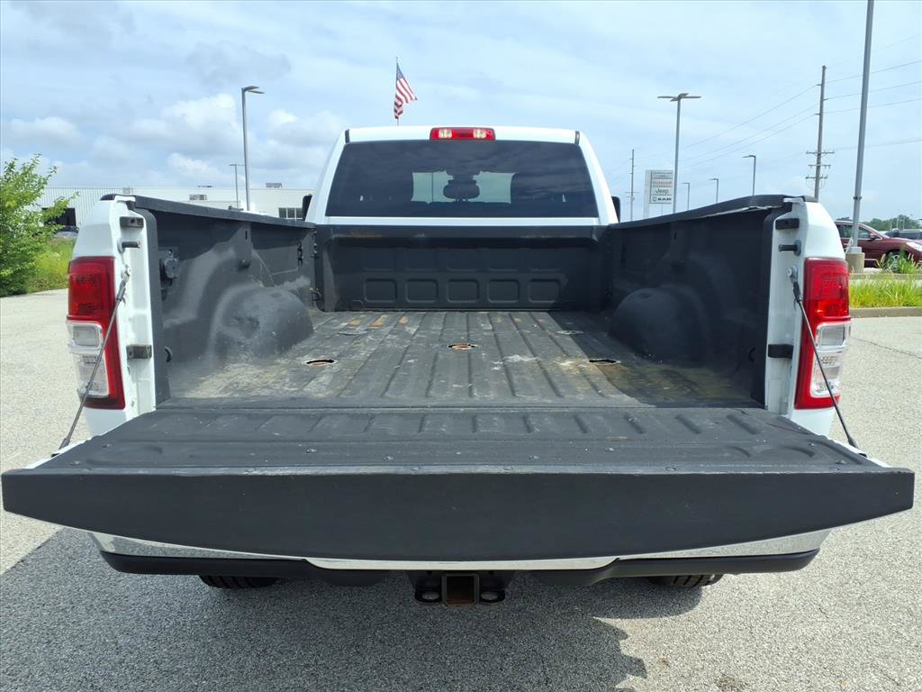 Used 2024 RAM 3500 Big Horn AWD/4WD image 25