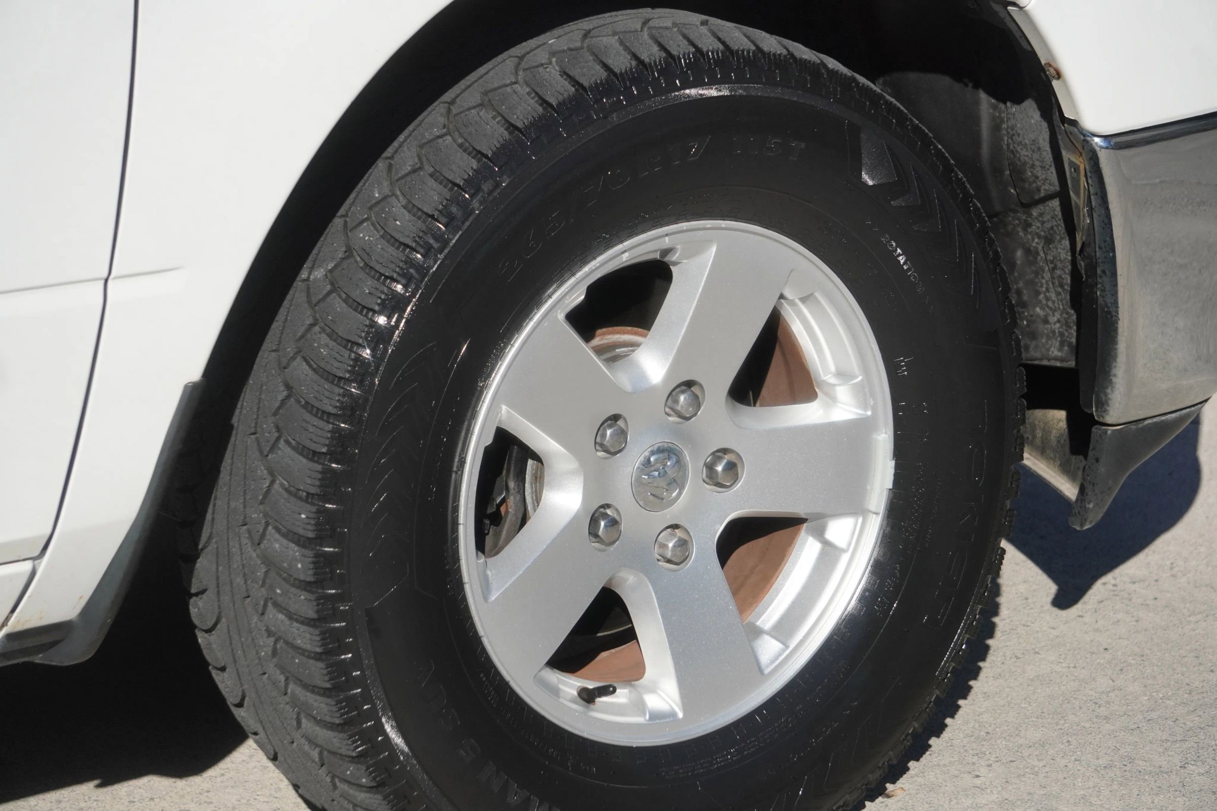 Used 2012 RAM 1500 Classic SLT w/ Luxury Group image 20