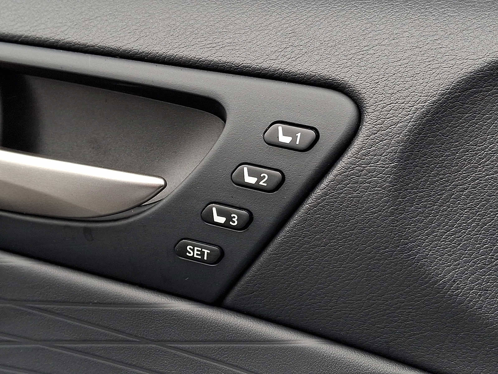 Used 2023 Lexus IS 350 F Sport w/ Memory Package image 25