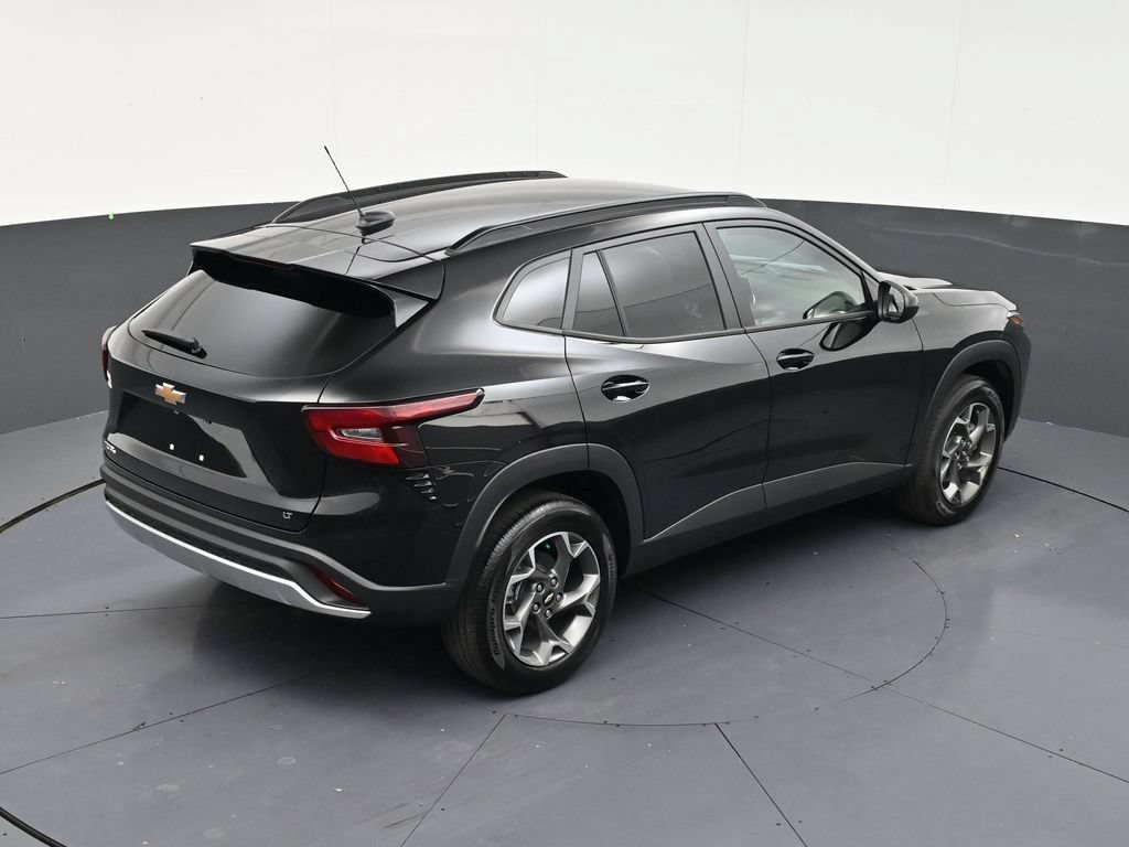Used 2025 Chevrolet Trax LT w/ Driver Confidence Package FWD image 13